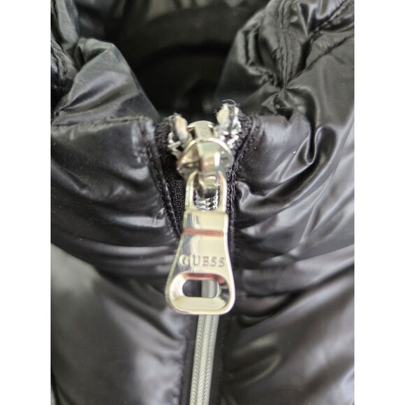 Guess Women's Puffer Coat Size Medium Shiny Black Winter Chic Cute Quilted Zip - Picture 4 of 8